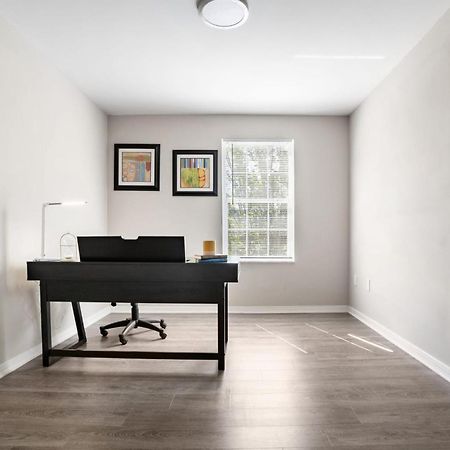 One Bedroom Apartment Near Downtown 罗利 外观 照片