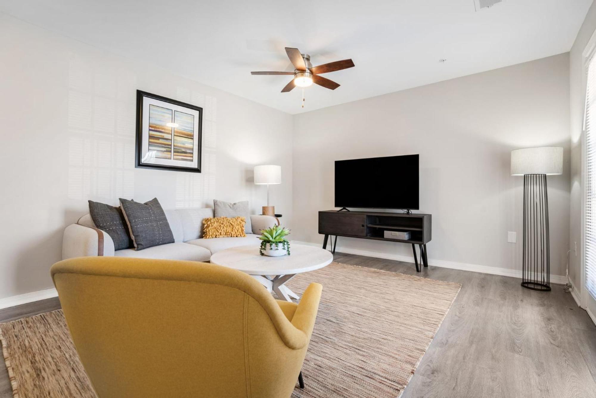 One Bedroom Apartment Near Downtown 罗利 外观 照片